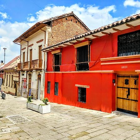 Apartaestudios La Candelaria Богота Экстерьер фото
