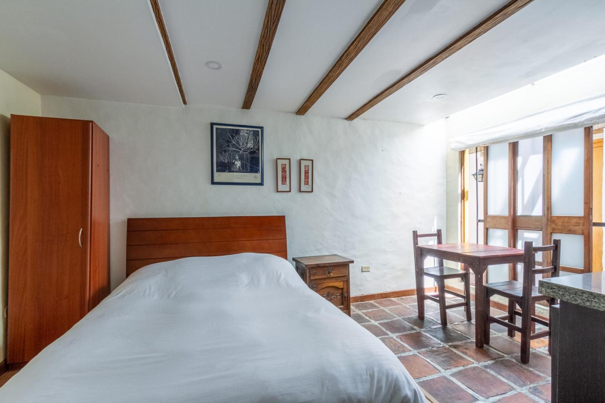 Apartaestudios La Candelaria Богота Экстерьер фото