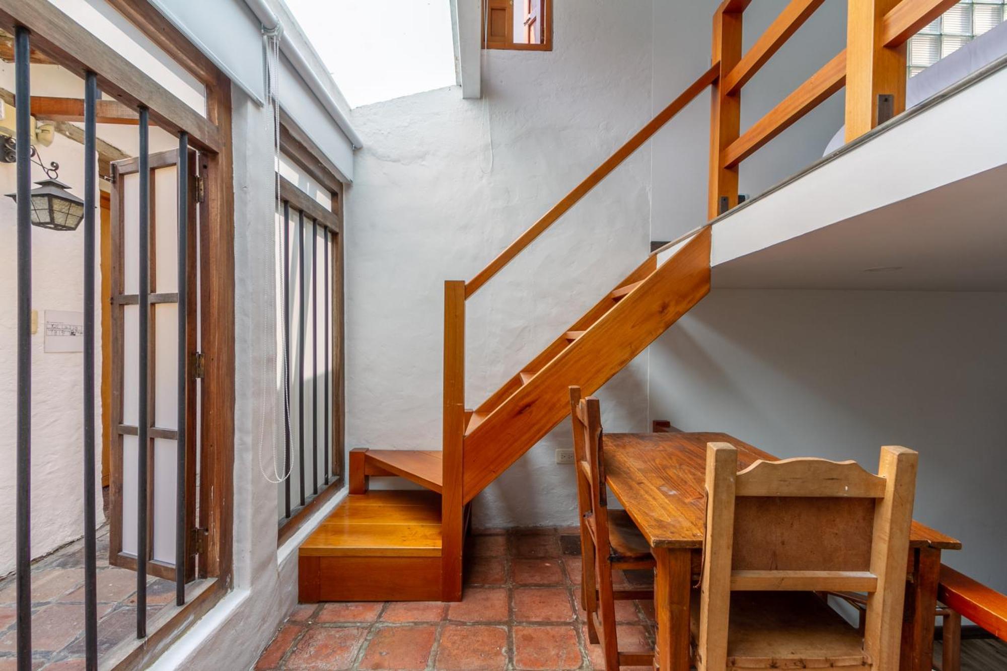 Apartaestudios La Candelaria Богота Экстерьер фото