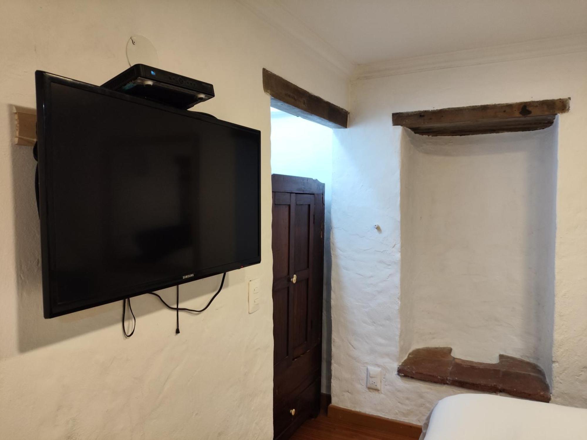 Apartaestudios La Candelaria Богота Номер фото
