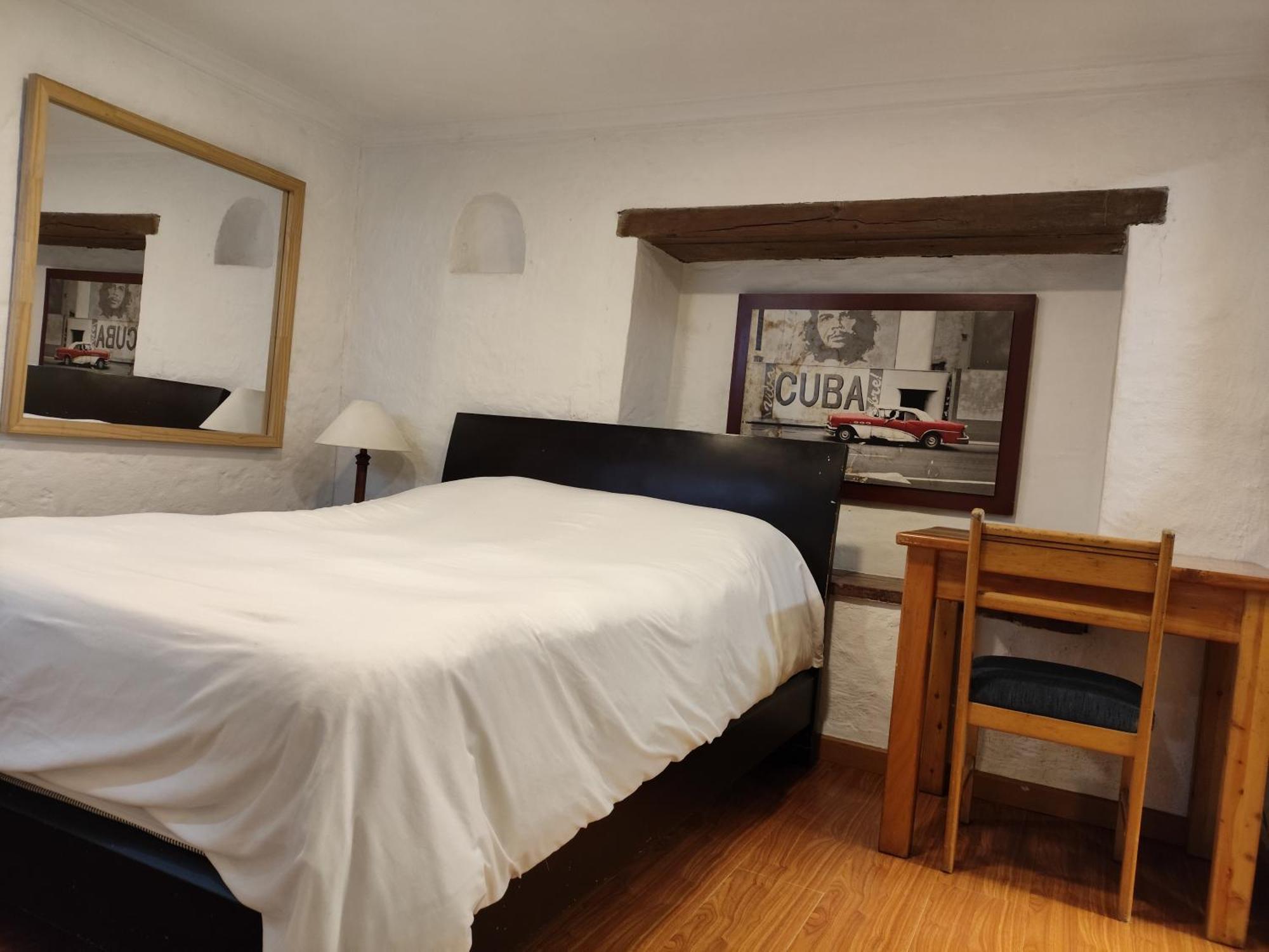 Apartaestudios La Candelaria Богота Номер фото
